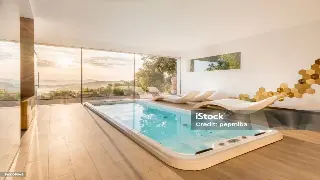 山城蒸笼里的秘密：重庆桑拿初体验，解压秘籍大公开！