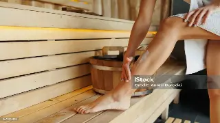 别再死扛了！重庆人，是时候用桑拿拯救你的亚健康啦！